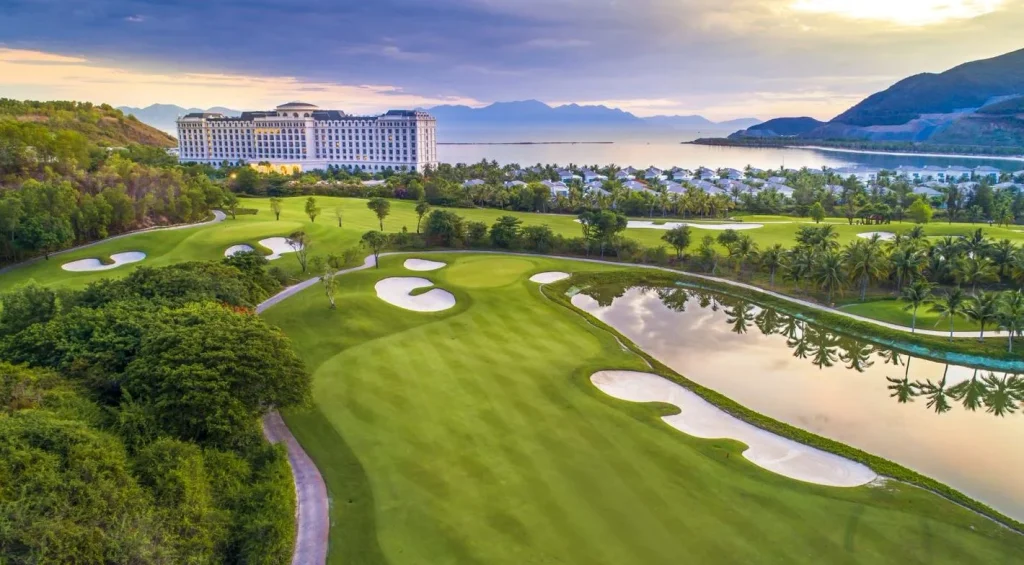 sân Golf Vinpearl Nha Trang