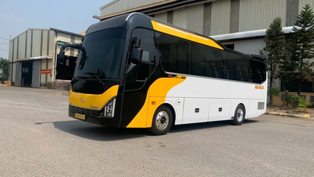 thuê xe limousine 18 chỗ tphcm