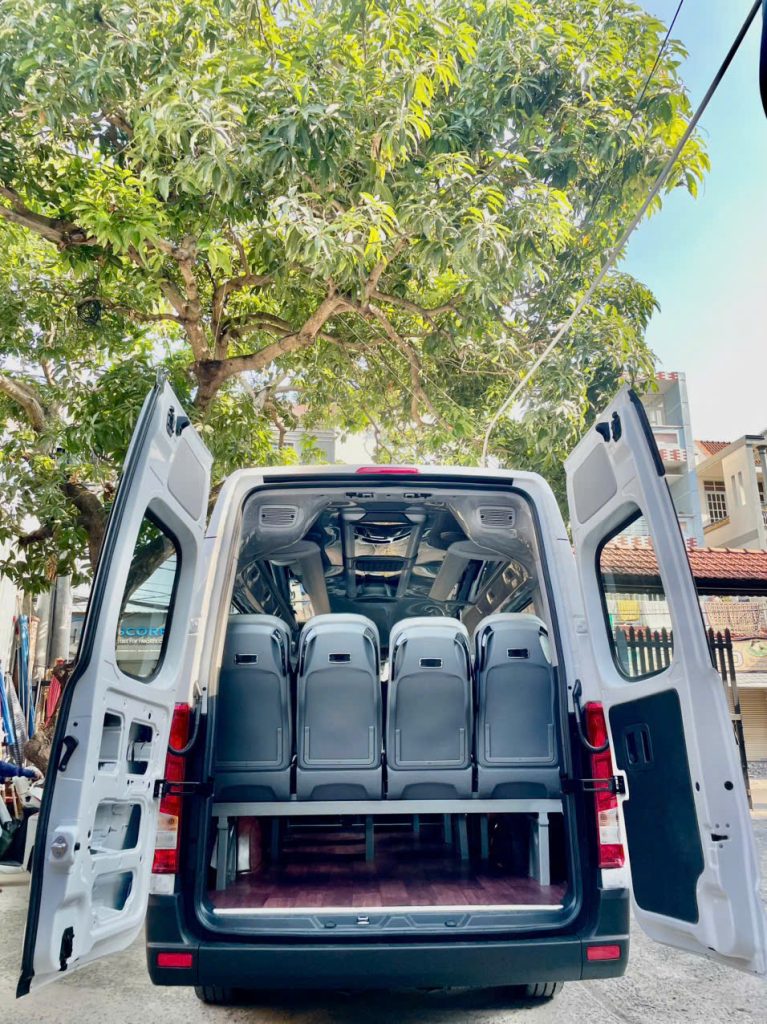 cốp xe 16 chỗ