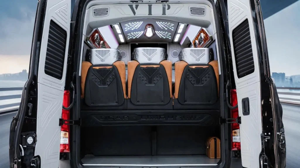 cốp xe limousine 9 11 chỗ