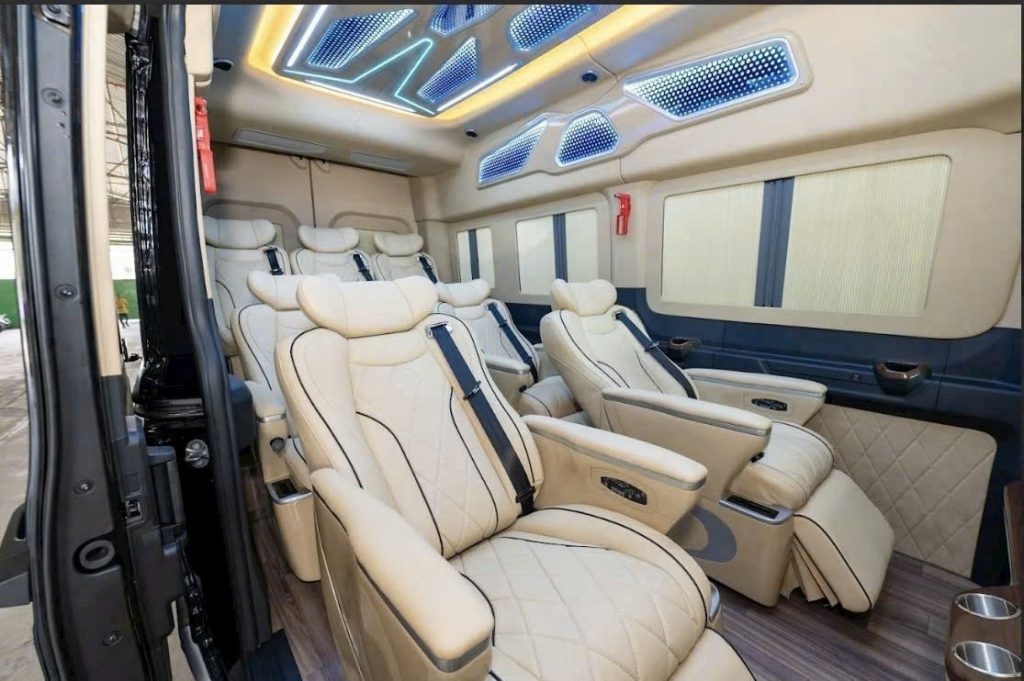 thuê xe limousine tại tphcm