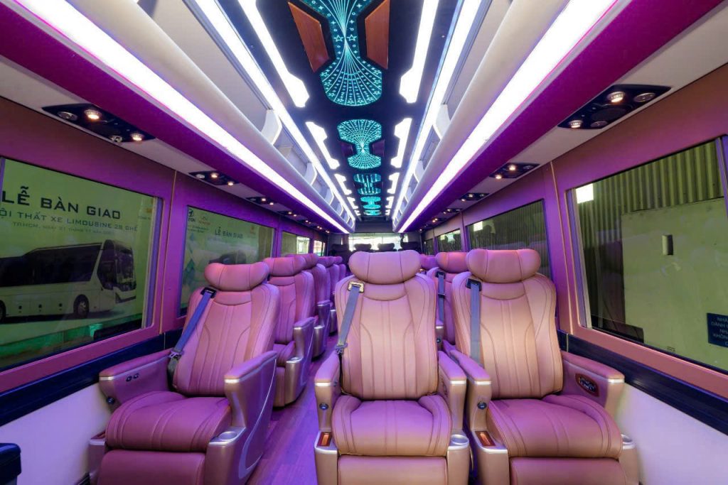 Thuê xe Limousine 18 chổ 22 chỗ 28 chỗ đi Đồng Nai