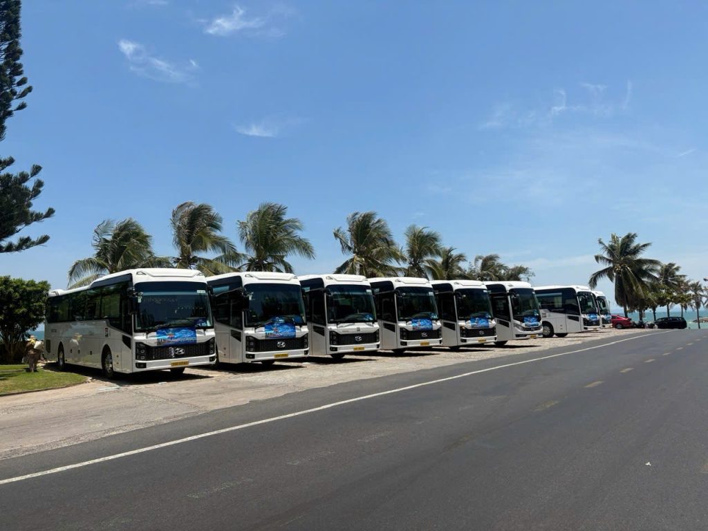 thê xe 29 chỗ giá rẻ tại tphcm