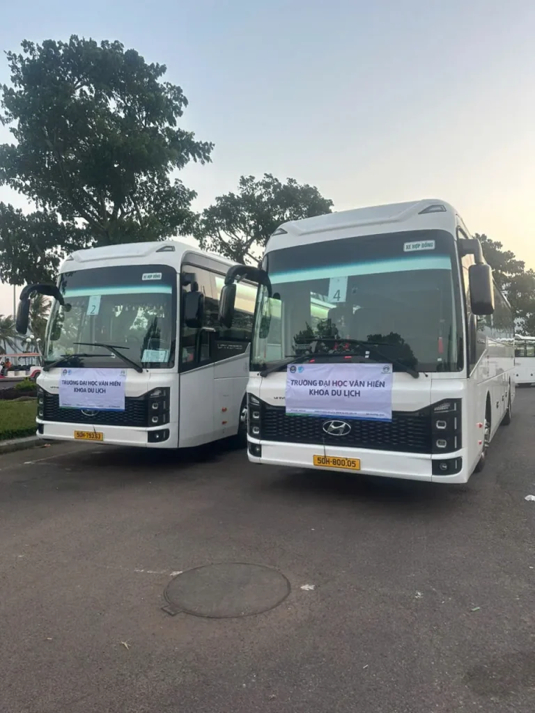 thuê xe 29 chỗ tphcm