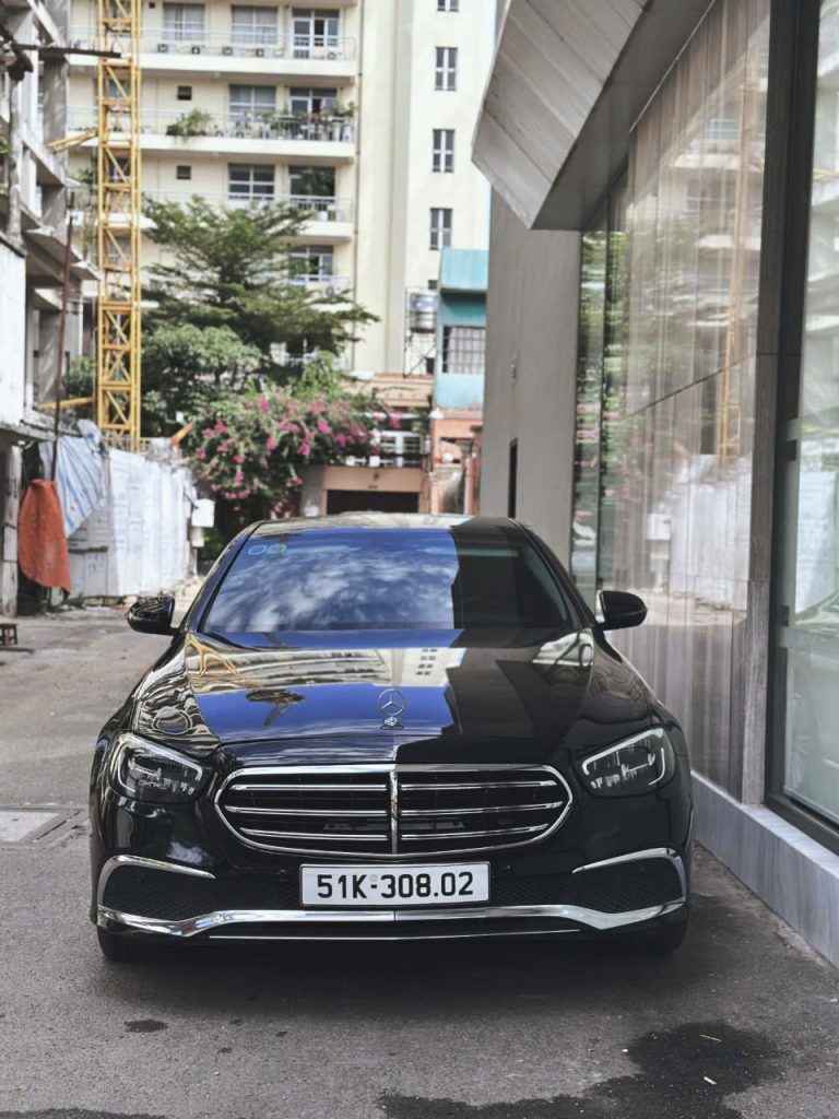 thuê xe 4 chỗ cao cấp vip