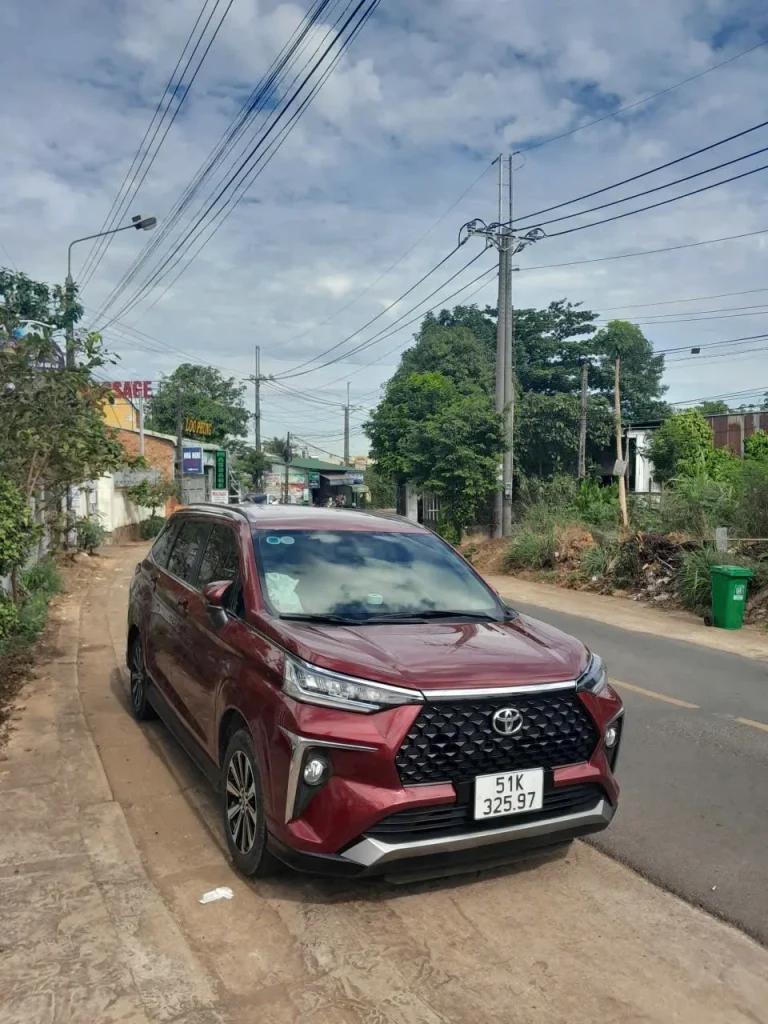 thuê xe 7 chỗ veloz