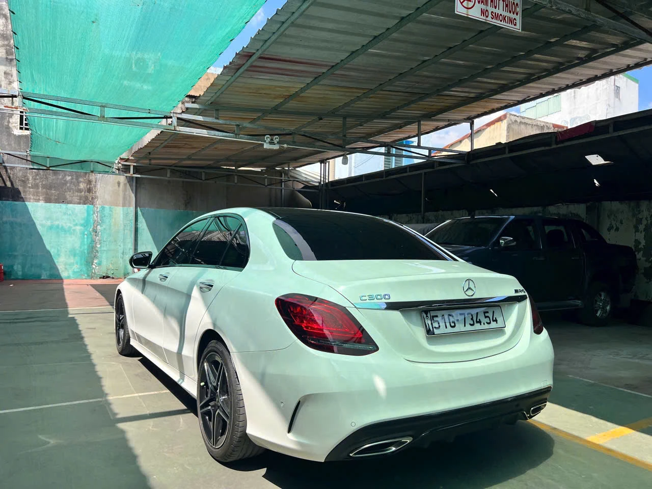 Mercedes C300 phục vụ business tại TPHCM