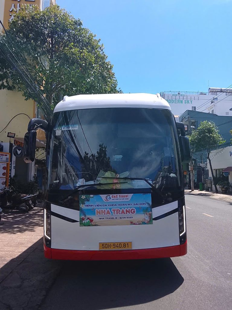 thuê xe 45 chỗ đời mới giá tốt