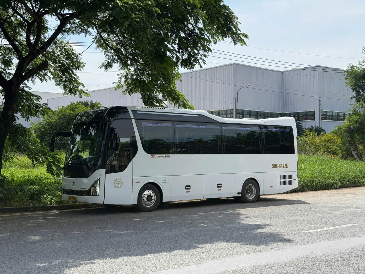Xe Limousine 18 chỗ tại TPHCM phục vụ du lịch và đi tỉnh