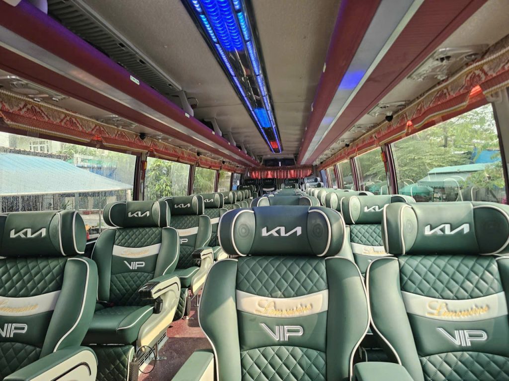 thuê xe limousine 28 chỗ