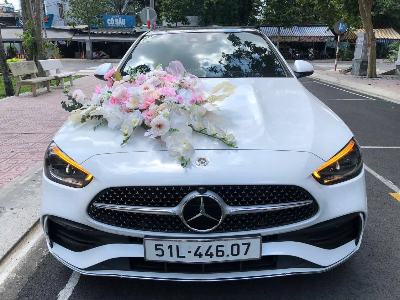 Xe cưới Mercedes C300 tại TPHCM