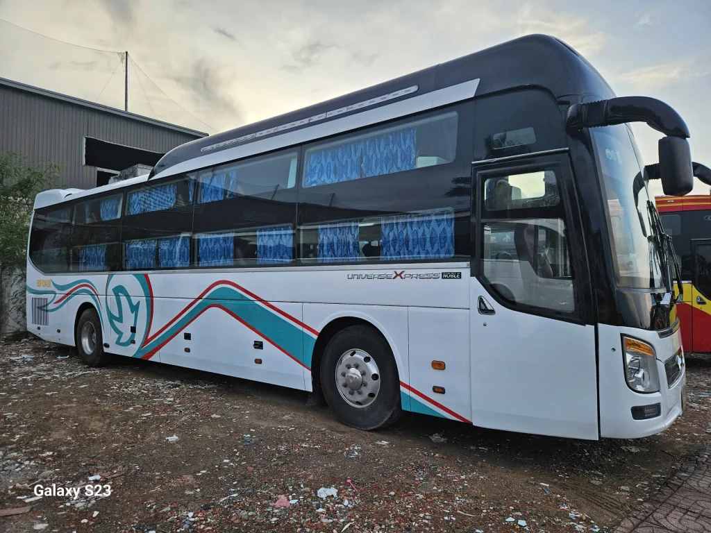 thuê xe giường nằm 44 giường đi lâm đồng