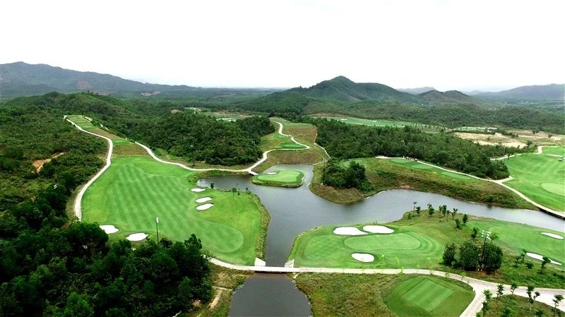 Ba Na Hills Golf Club course