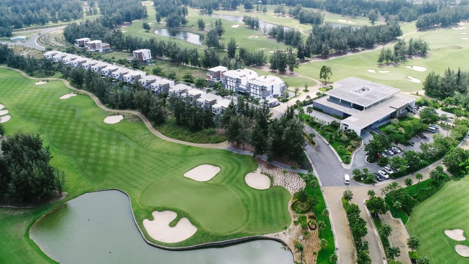 Montgomerie Links golf course